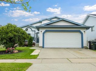 313 Davenport Dr, Strathcona County, AB T8H 1W8