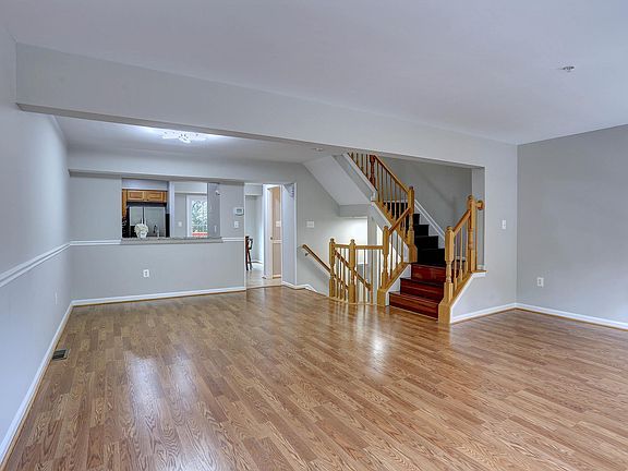 5th image of 3003 Beech Bottom Rd