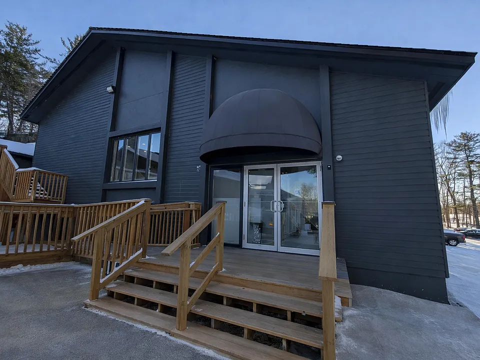 37 Skydeck Rd