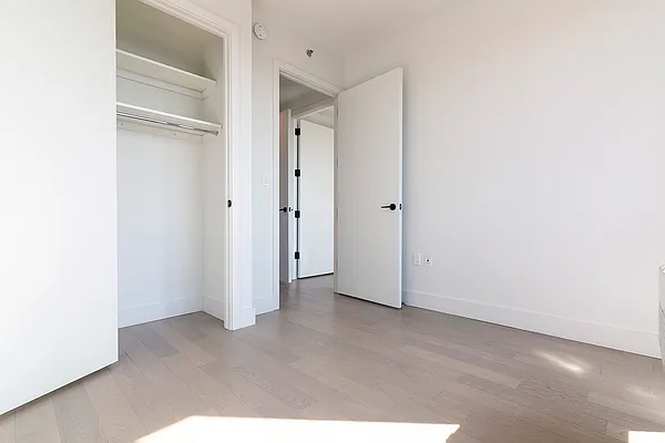 Rented by Bushburg | media 29