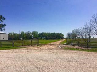 1275 County Road 418, Ganado, TX 77962