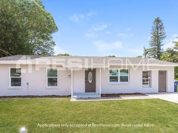 104 51st St W, Bradenton, FL 34209