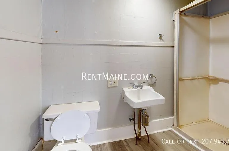 53 Parker St #3 — Photo 8