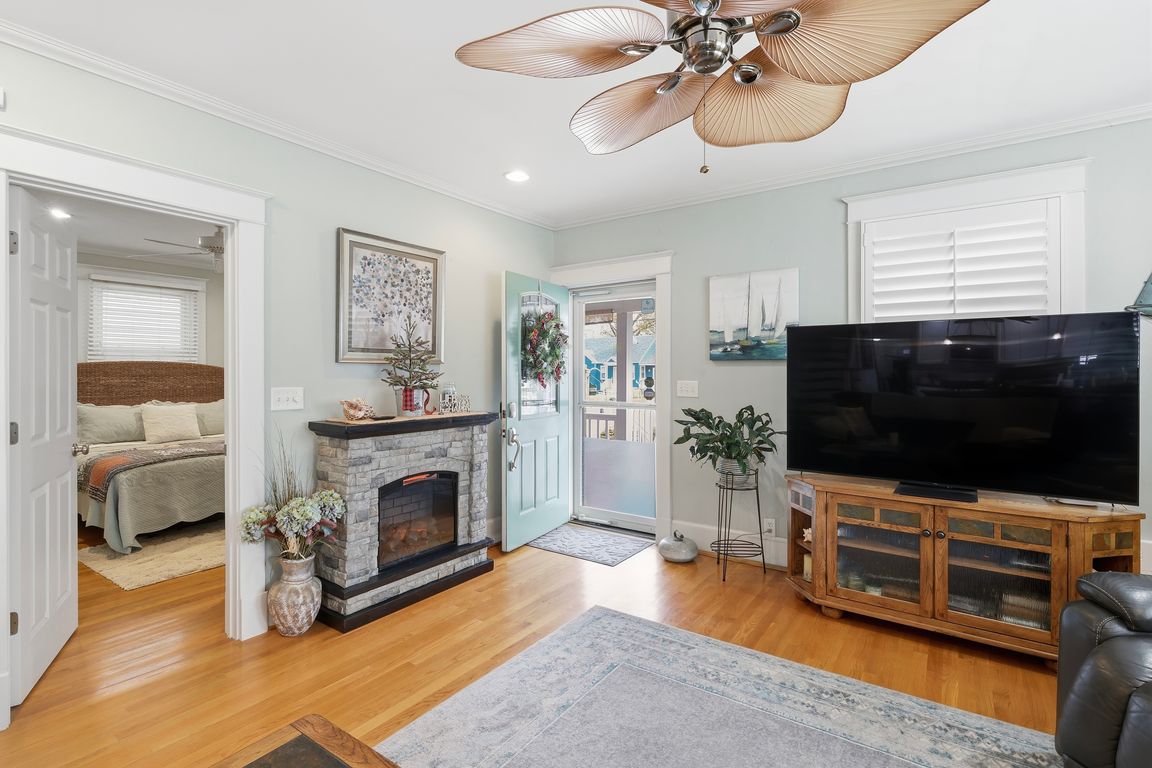 next background image