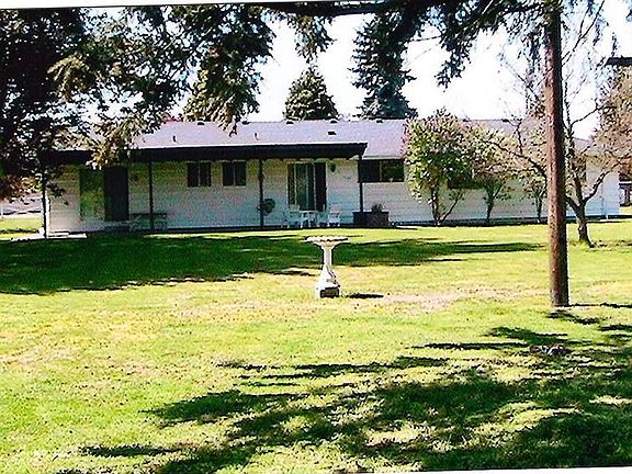 4th image of 18009 28th Ave E