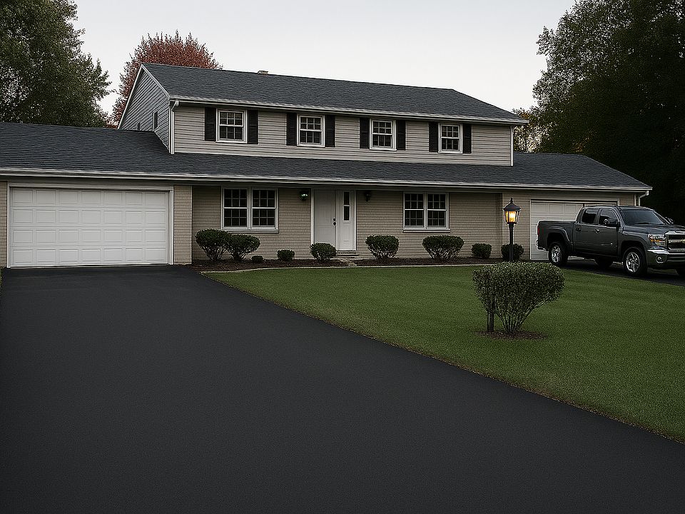1st image of 21355 Sierra Dr