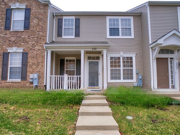 2nd image of 235 Springbrook Trl S