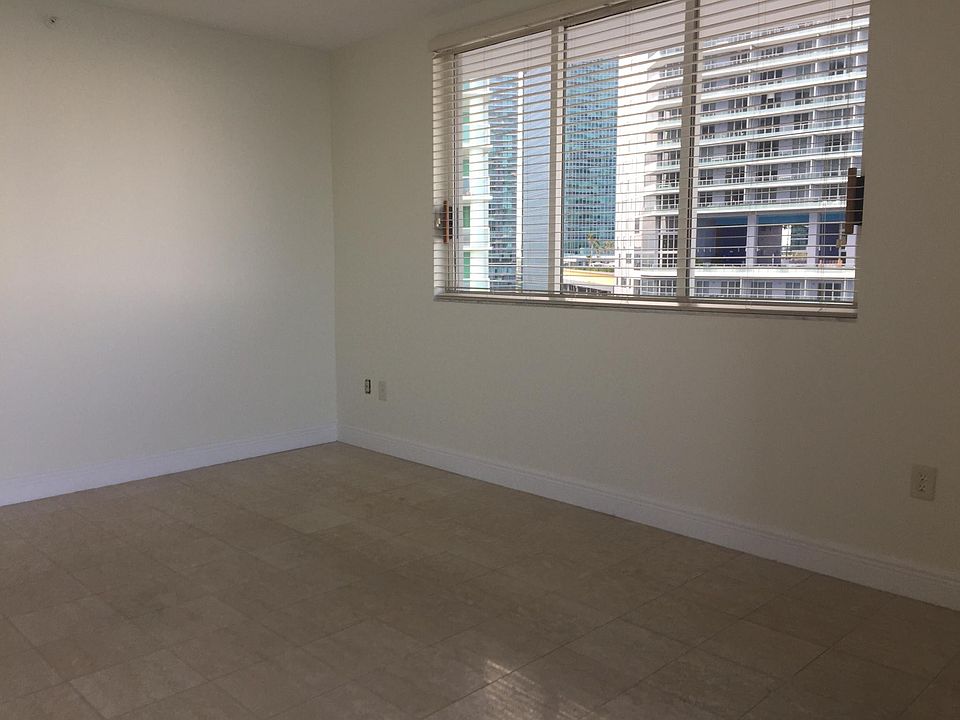 1st image of 1402 Brickell Bay Dr #904