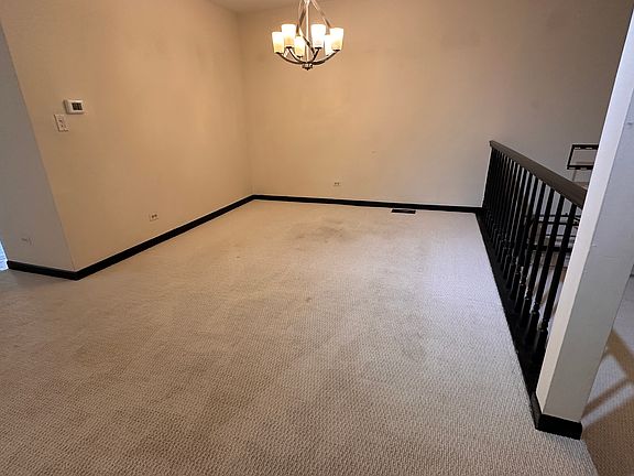 3rd image of 1016 Sussex Ln