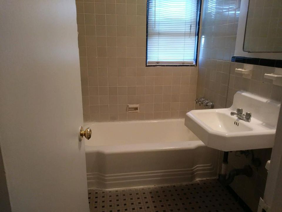 2nd image of 425 Mount Prospect Ave APT 503