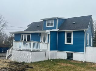4 Leslie Ave, Randolph, NJ