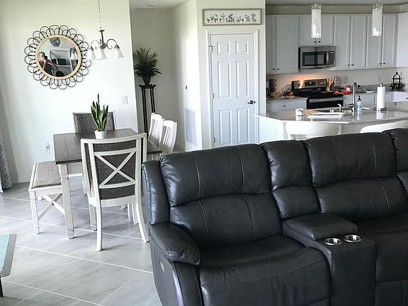 5th image of 11797 Grand Belvedere Way #101