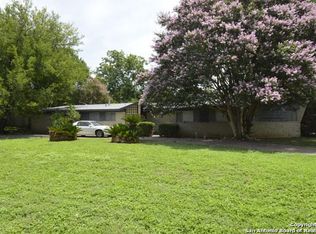 200 Tamworth Dr, Castle Hills, TX 78213