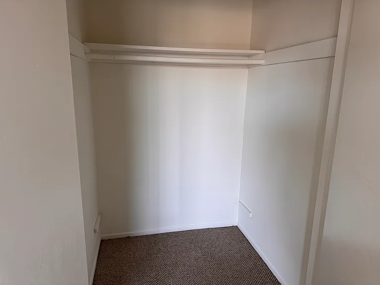 1344 N Columbus Ave #11 — Photo 9