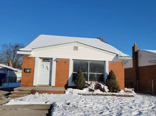 18327 E Thirteen Mile Rd, Fraser, MI 48026