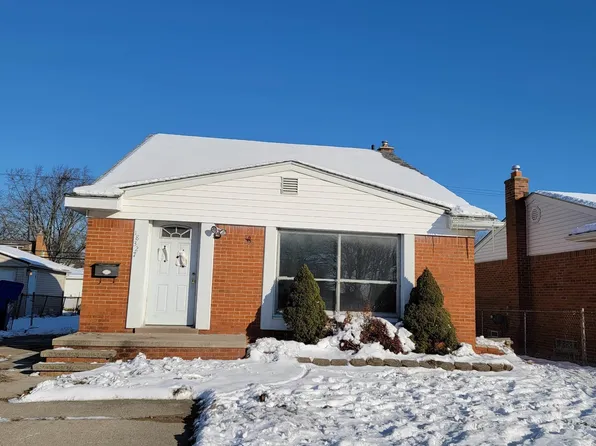 18327 E Thirteen Mile Rd, Fraser, MI 48026