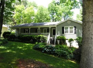 4504 Laurie Ln, Powder Springs, GA 30127