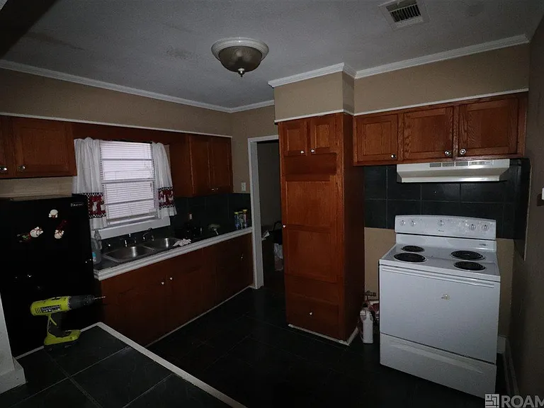 2654 Sheldon Dr — Photo 39
