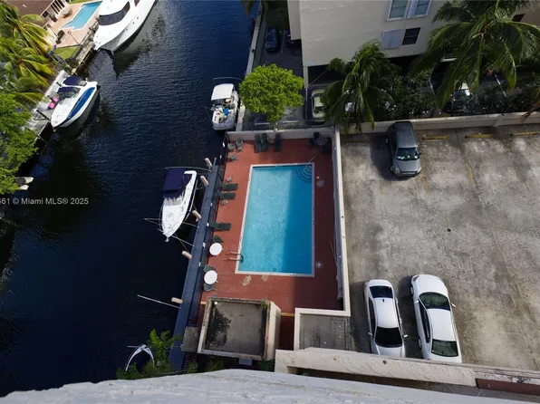 2903 N Miami Beach Blvd #806, North Miami Beach, FL 33160