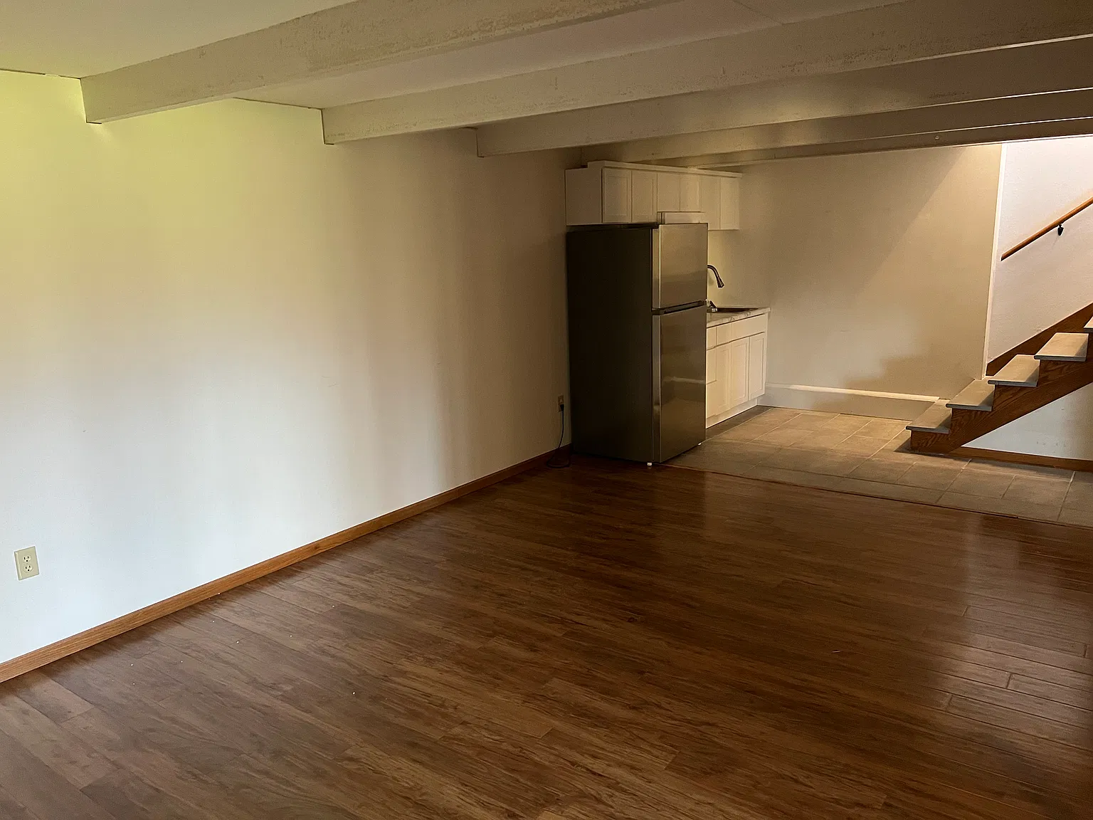 2 bed, 650 sqft, $1,275 — Photo 3