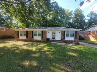 3208 Shallowford Dr, Greensboro, NC 27406