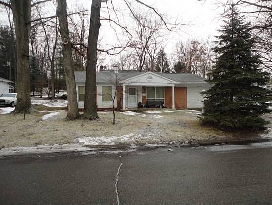 1st image of 2020 Shoshone Dr