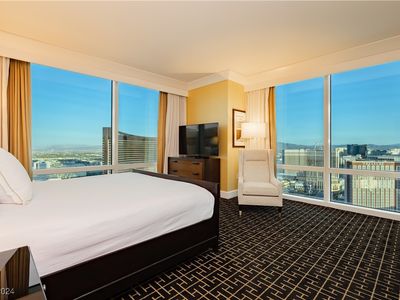 2000 N Fashion Show Dr UNIT 4907, Las Vegas, NV, 89109