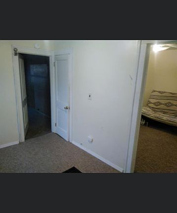 5th image of 9 1/4 Grant St