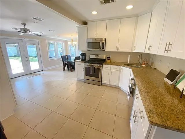 644 Oaklawn Dr — Photo 7