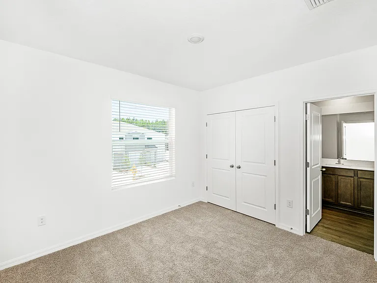 32479 Welling Blade Loop — Photo 91