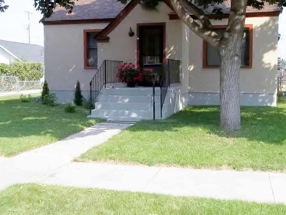 2nd image of 906 S 2nd St