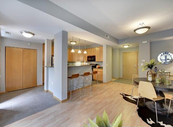 2nd image of 825 Berry St APT 107