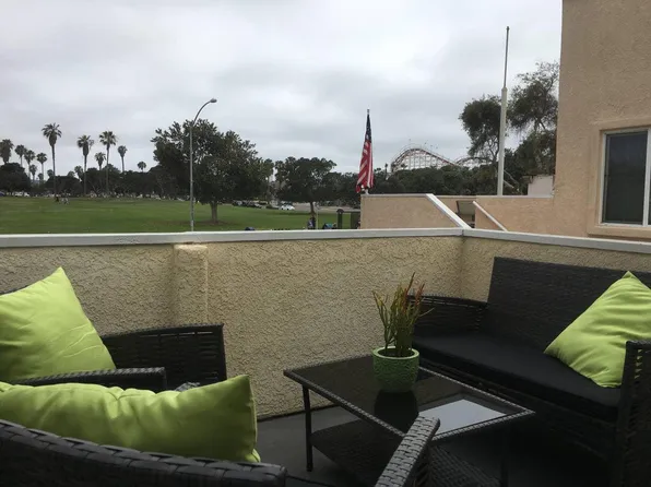 834 W Mission Bay Dr #1/2, San Diego, CA 92109