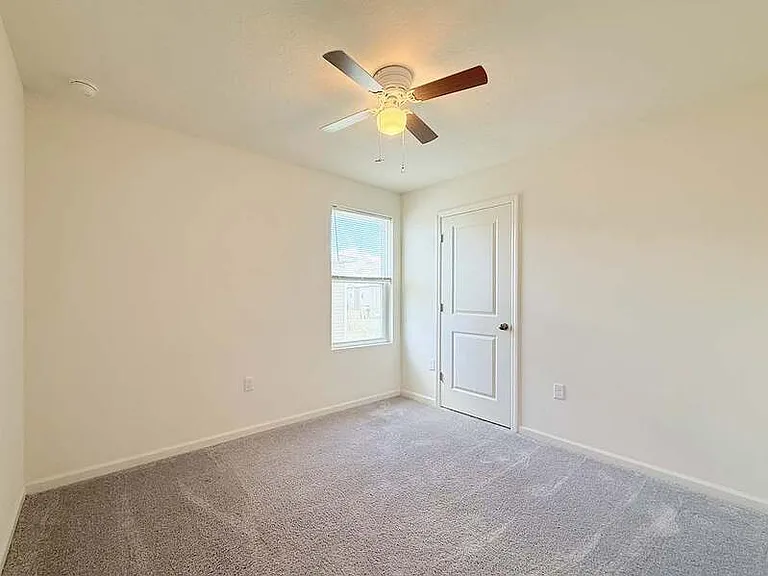 2068 Kentucky Rd — Photo 30