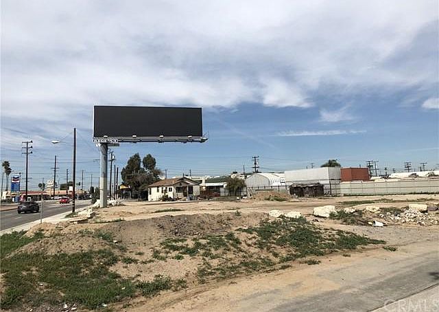 2nd image of 1213 Sepulveda Blvd
