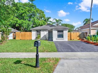 738 SW 7th Ter, Florida City, FL 33034