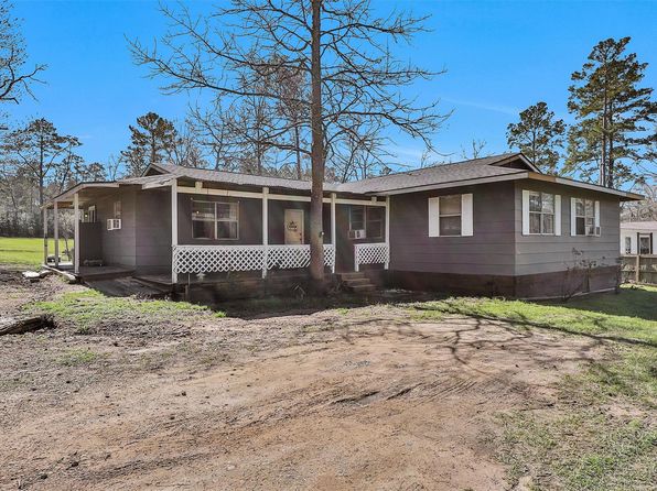 17 Underwood Dr, Huntsville, TX 77340