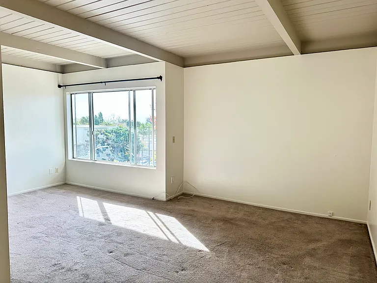 2100 Red Rose Way #26-K — Photo 3