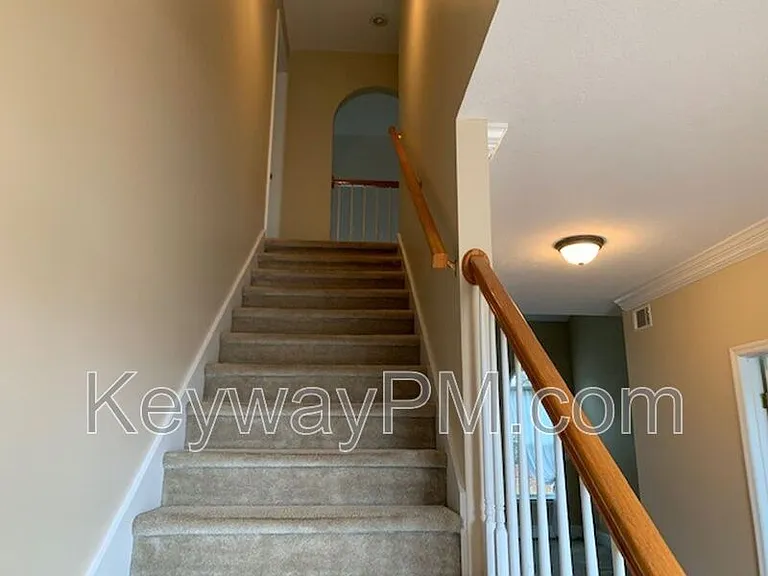 4890 Somerset Dr — Photo 9
