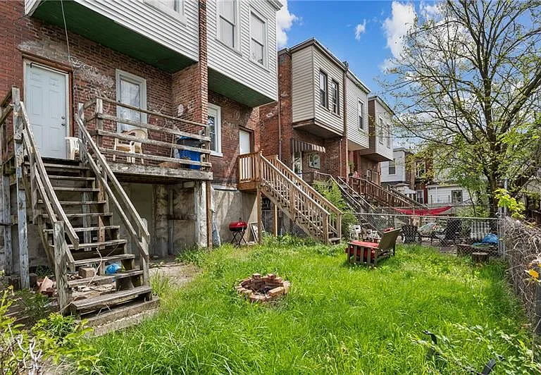 354 Ophelia St — Photo 29