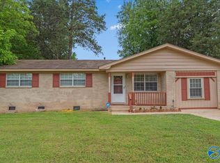 2404 Larkwood Cir, Huntsville, AL 35810