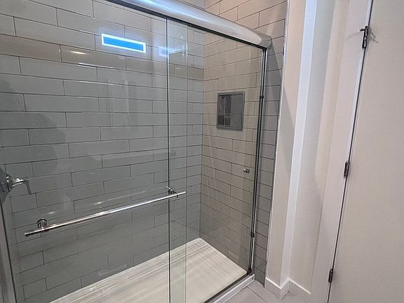 4th image of 326 14th St #322-11