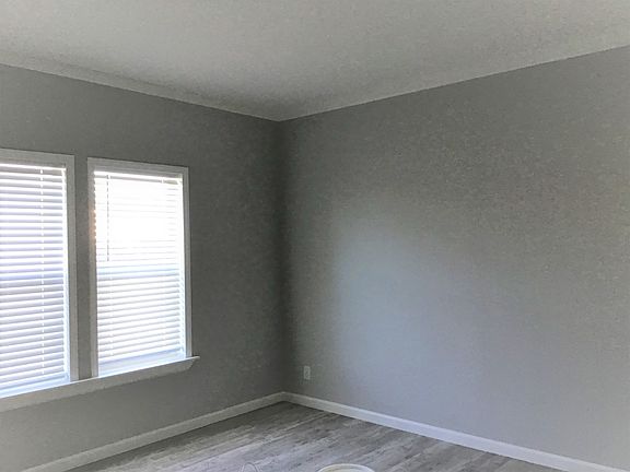 5th image of 1124 Heritage Dr #268