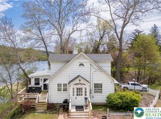 3325 River Rd, Mount Bethel, PA 18343