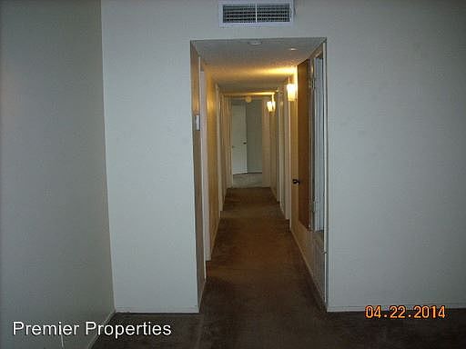 5th image of 1827 S Whitney Ave