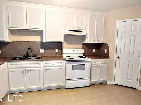 2nd image of 98 Machemehl Dr