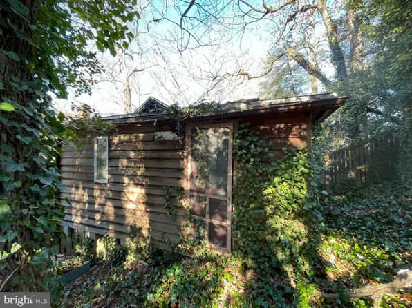 361 Walnut Trl, Crownsville, MD 21032