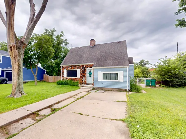 3 Sunset Rd, Merrillville, IN 46410