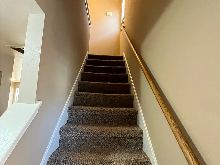 9625 Sugar Hill Dr — Photo 11