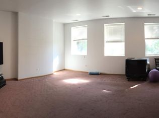 610 W 26th St #2, Chicago, IL 60616